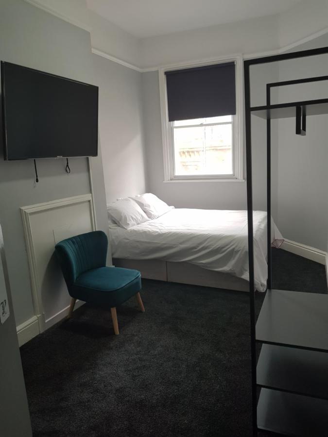 Piccadilly Central Manchester Room photo
